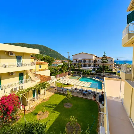 Kalias 3* Vasiliki (Lefkada)