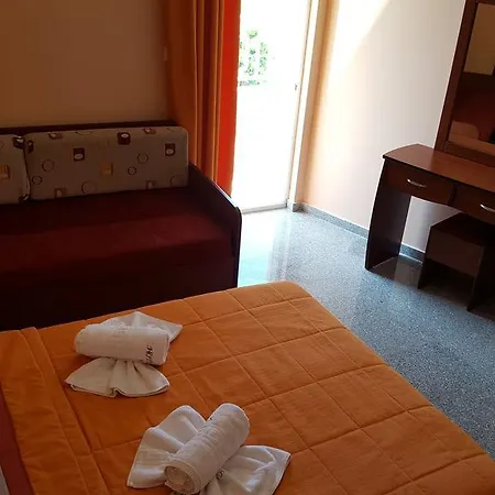 Ξενοδοχείο Kalias 3*